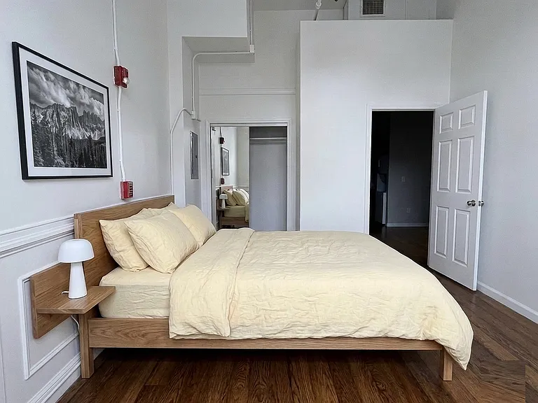 850 Grand Ave #104B — Photo 2