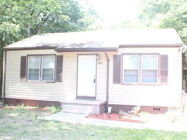 205 Evergreen St, Warner Robins, GA 31093