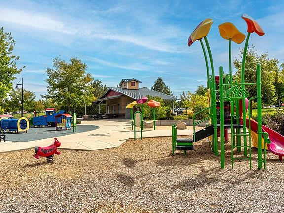 Near Erie Community Park