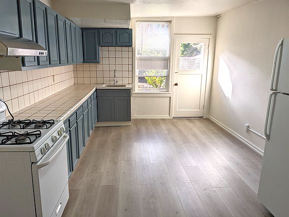 2nd image of 267 2nd Ave APT A