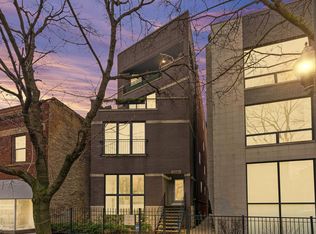 2241 W Roscoe St #2, Chicago, IL 60618