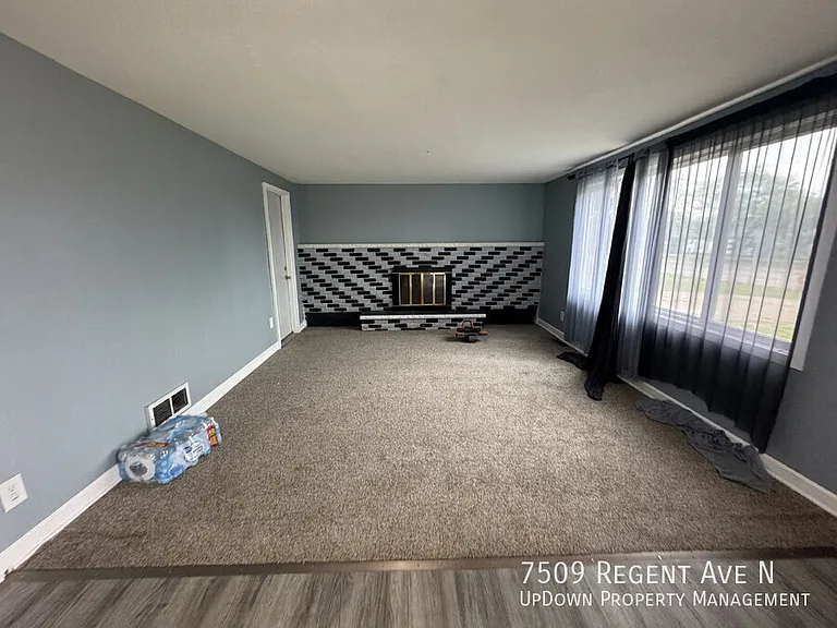 7509 Regent Ave N — Photo 17