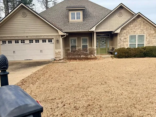 38 Maggy Ct, Phenix City, AL 36867