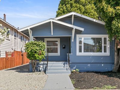 1119 Seminary Ave, Oakland, CA, 94621