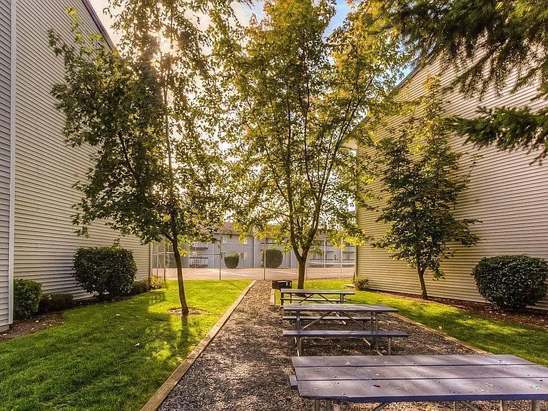 10710 Evergreen Way — Photo 14