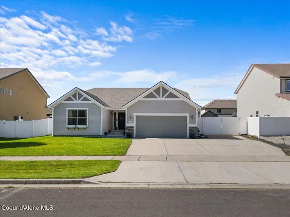 8303 N Salmonberry Loop, Hayden Lake, ID 83835