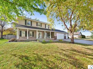 2057 Howard Dr, North Mankato, MN 56003