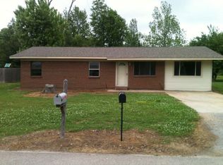 420 S Spiker St, Bernie, MO 63822