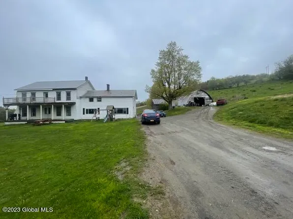 127 Fords Road, Hoosick Falls, NY 12090