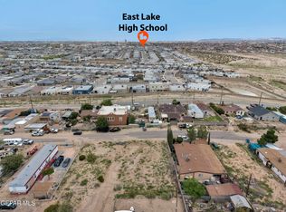 39 Sparks Dr, El Paso, TX 79928