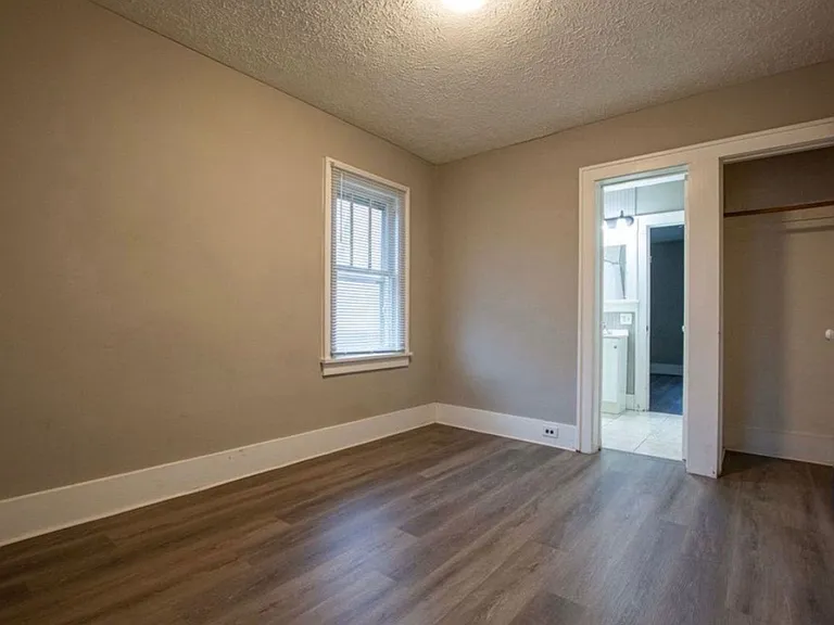 5519 Hickory St — Photo 15