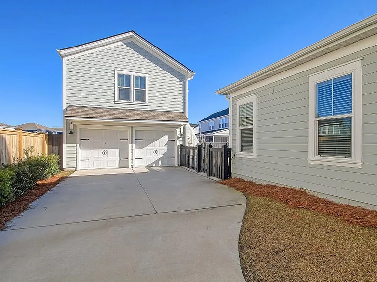 128 Sandy Bend Ln — Photo 40
