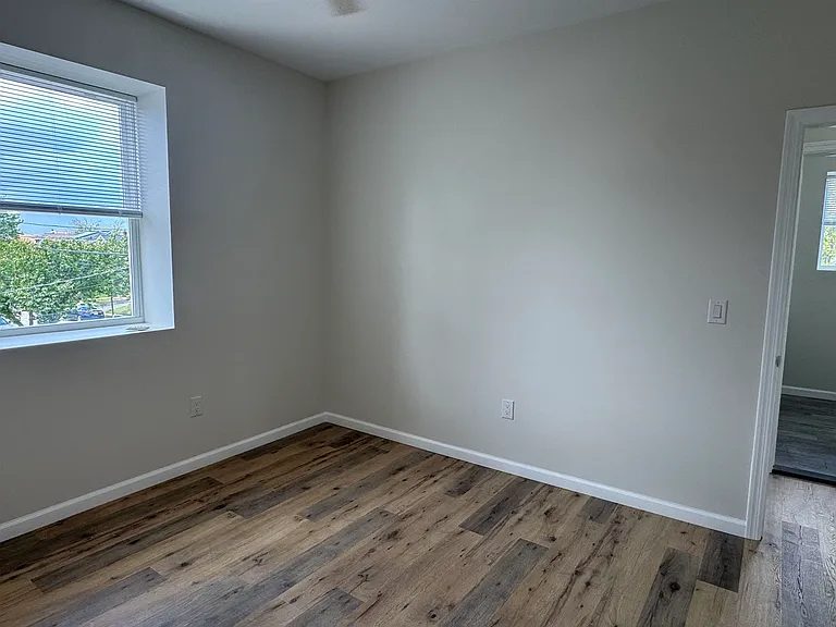 49 Summit Ave #2 — Photo 16
