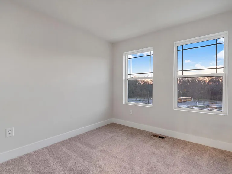 258 Waterstone Rd — Photo 22