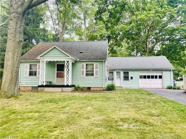 489 Miller Ave, Kent, OH 44240