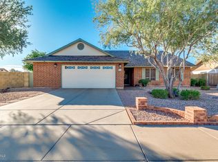8721 W Michelle Dr, Peoria, AZ 85382