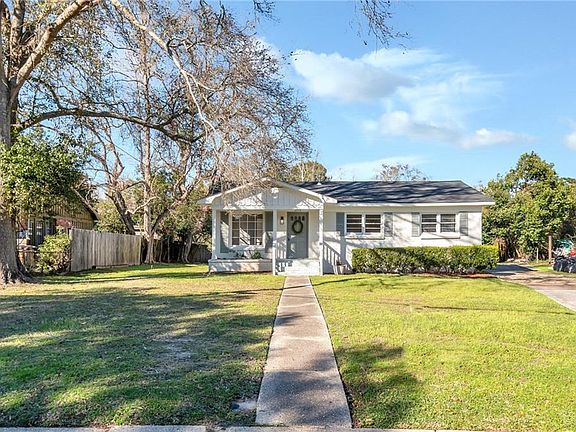 2nd image of 2752 N Barksdale Dr
