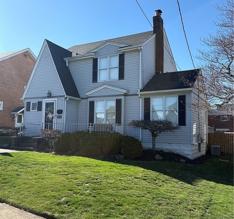 1st image of 3721 Collins Way