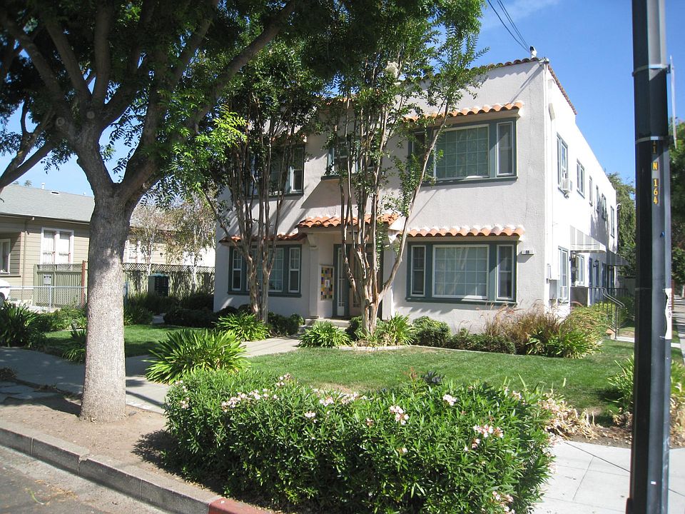 1st image of 98 S 12th St #8