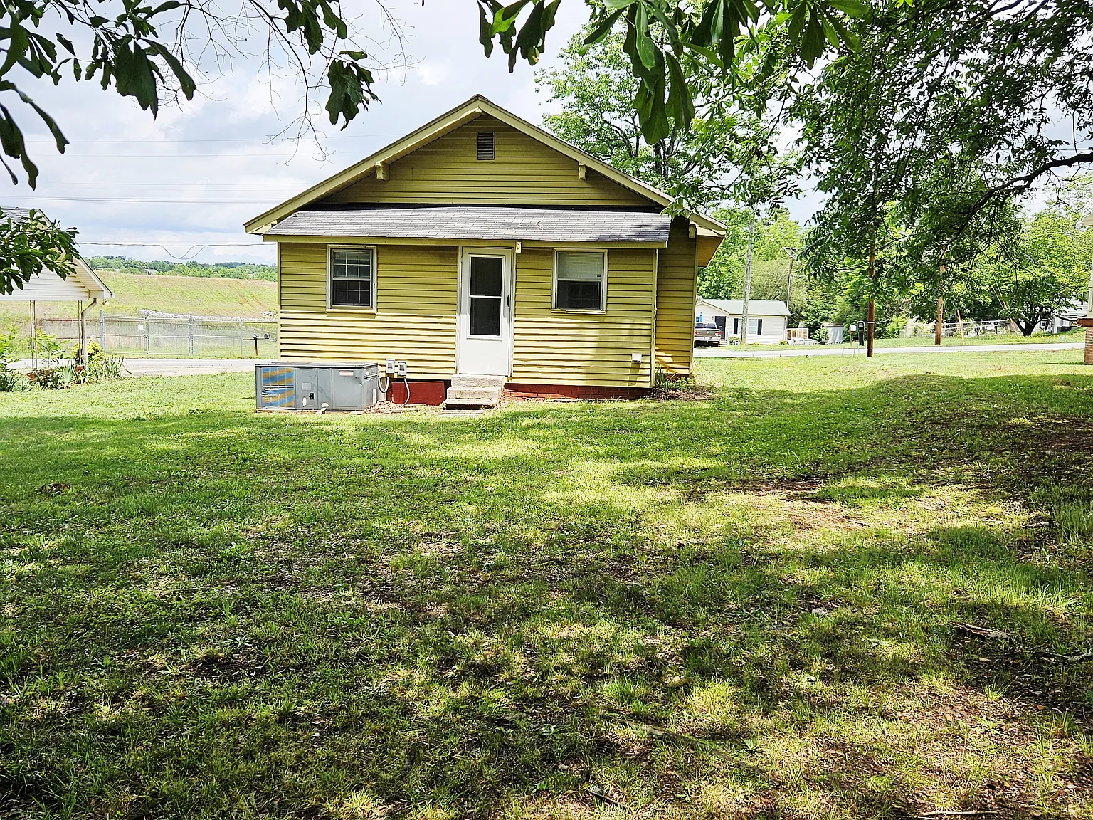 1230 Upper Valley Falls Rd — Photo 2