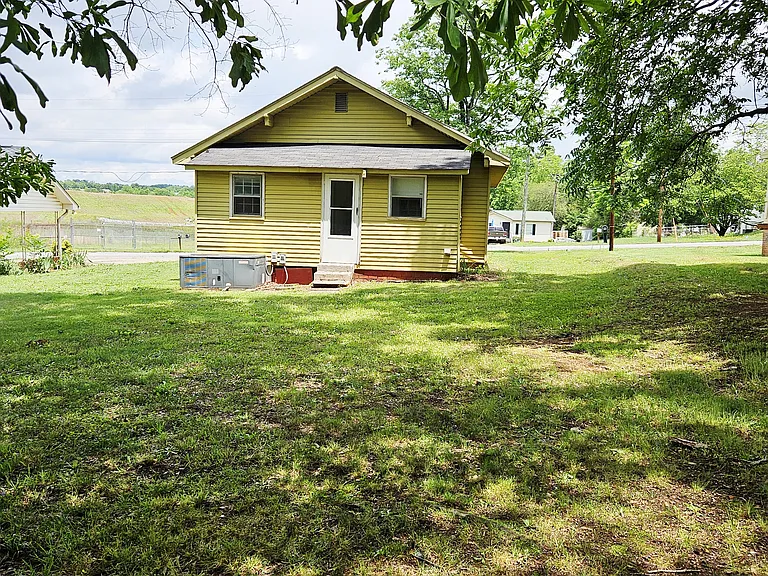 1230 Upper Valley Falls Rd — Photo 2