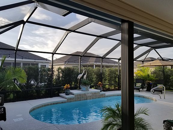 Lanai to Pool