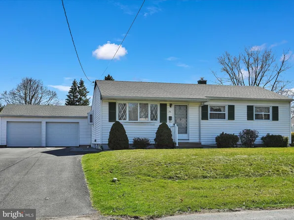 76 Hall Rd, Shoemakersville, PA 19555