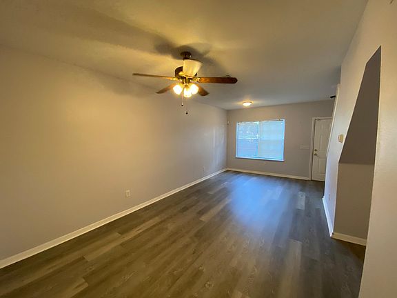 3rd image of 4109 Plantation Cove Dr