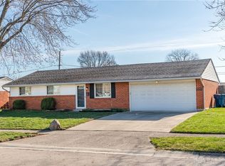 6940 Shellcross Dr, Dayton, OH 45424