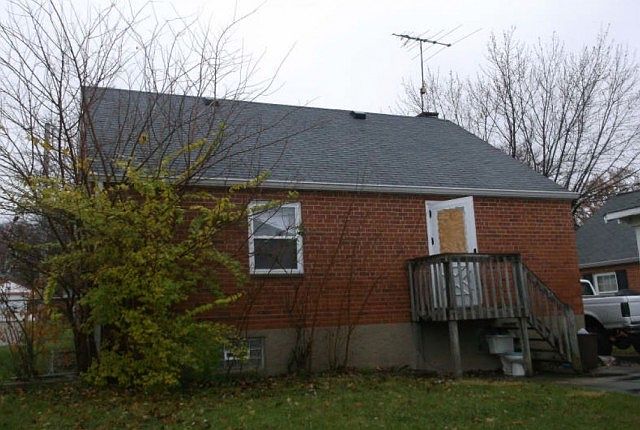 2nd image of 7110 Bobwood Ave
