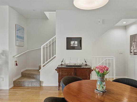 5th image of 60 Dallas Rd #13