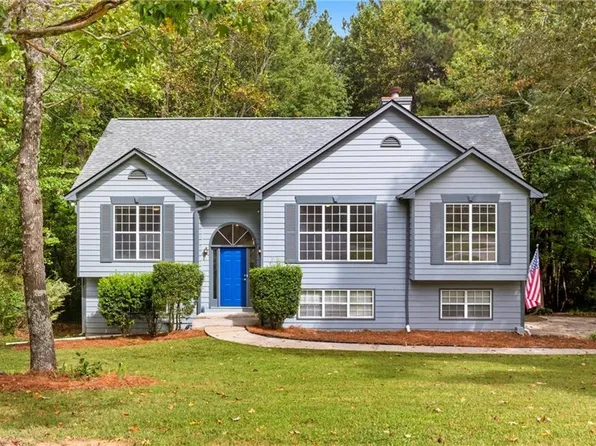 2350 Holly Branch Dr, Cumming, GA 30040