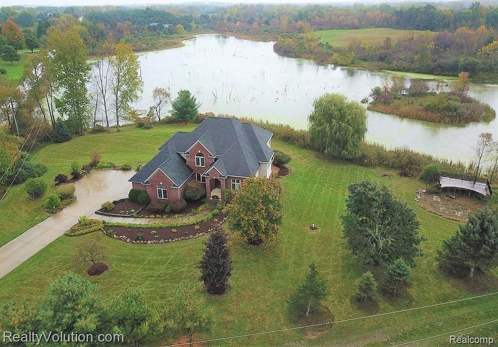 4746 Crawford Rd, Dryden, MI 48428 | Zillow