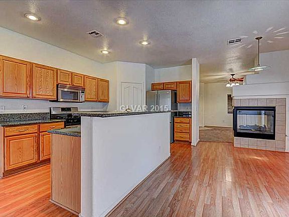 5th image of 2447 Belt Buckley Dr