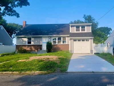174 Whittier Avenue, North Babylon, NY, 11703