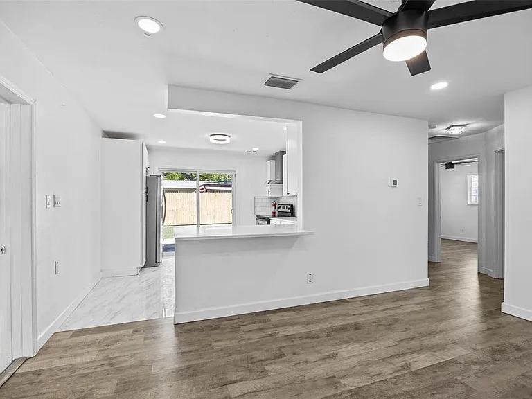 4427 W Oklahoma Ave — Photo 10
