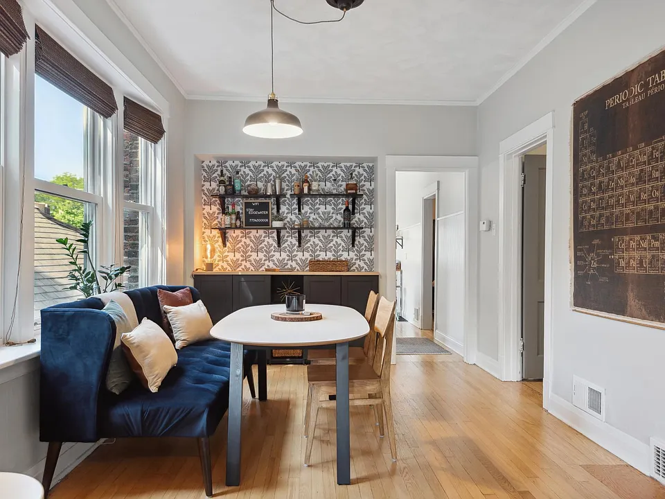 Dining Room (picture of furnished 2nd floor)