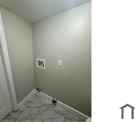 935 Clinton Ave #2B — Photo 7