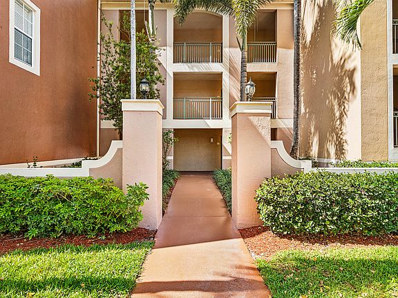 5th image of 11770 St Andrews Place #304