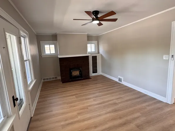 3390 W 117th St, Cleveland, OH 44111