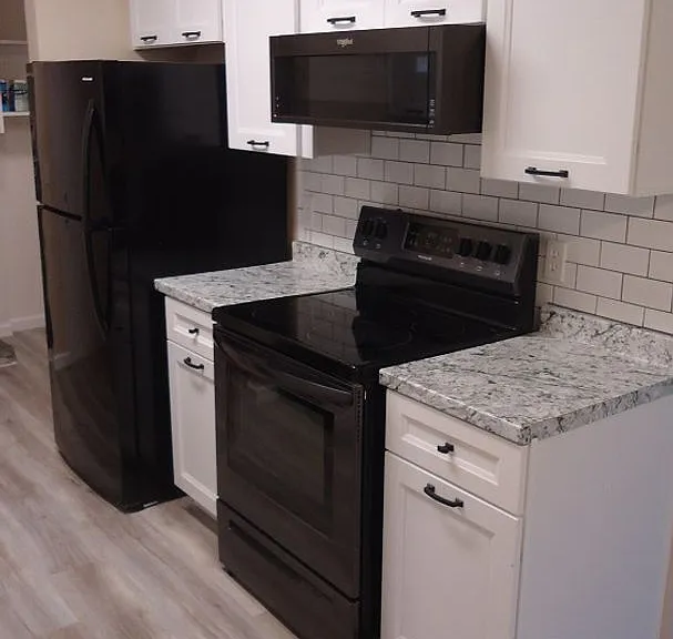 Glenview West Apartments — Photo 51