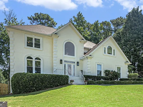 1660 Hickory Lake Dr, Snellville, GA 30078