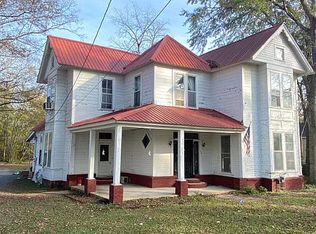 112 S Gatlin St, Okolona, MS 38860