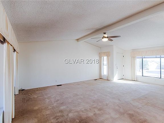 4th image of 561 Lake Michigan Ln