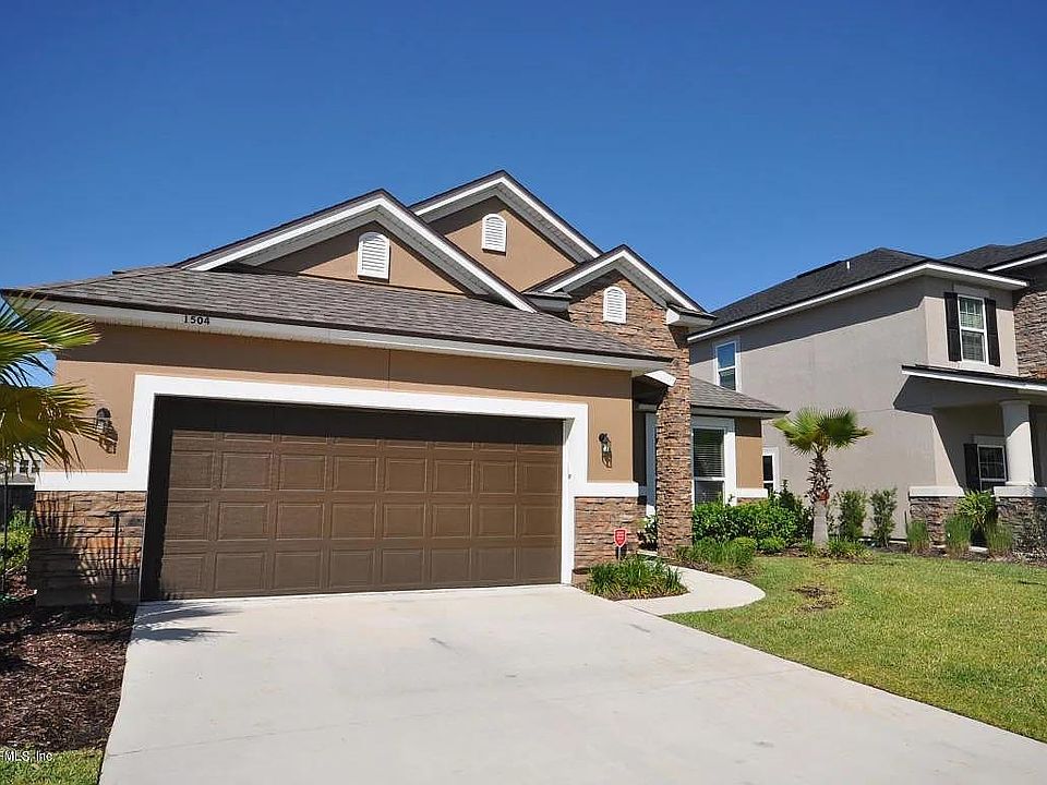 1st image of 1504 Paso Fino Dr