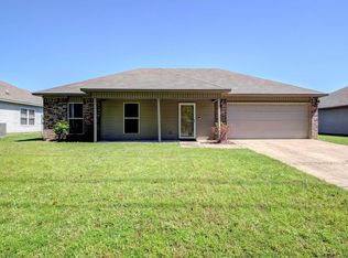 9808 Lanehart Rd, Little Rock, AR 72204