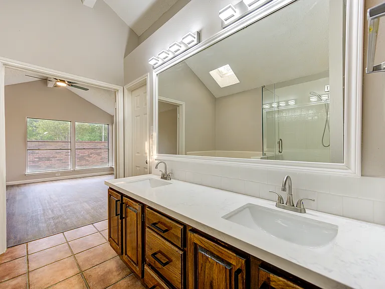 8418 Mosshang Ct — Photo 5
