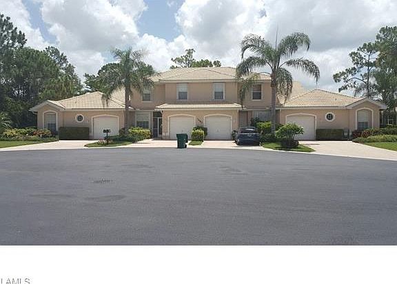 4th image of 7680 Meadow Lakes Dr APT 1404