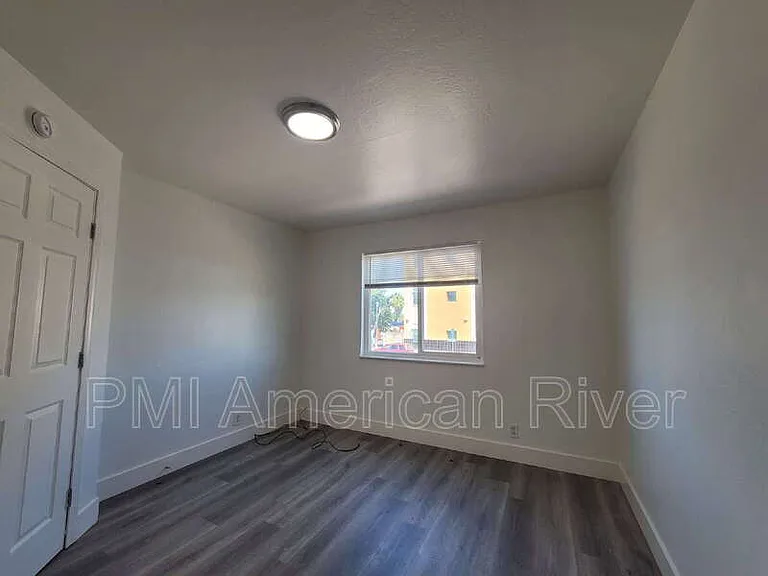 3729 Balsam St #6 — Photo 6