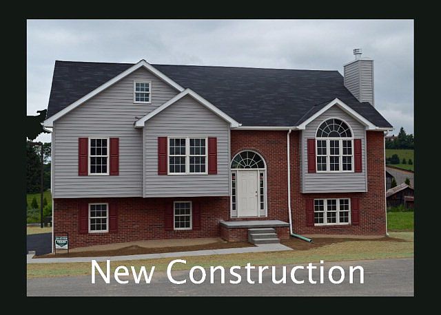 1st image of 721 Leah Dr